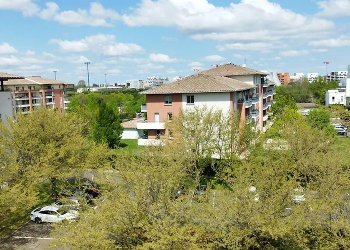 Quiet Quartier Hippodrome Cartoucherie 툴루즈